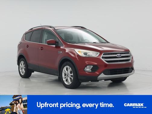 Red 2017 Ford Escape SE