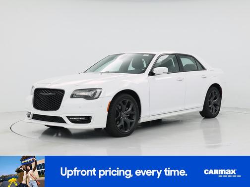2023 Chrysler 300 Touring L