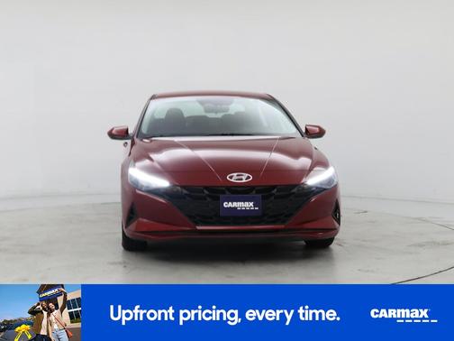 2023 Hyundai ELANTRA SE