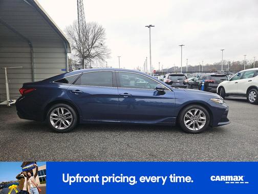 Blue 2019 Toyota Avalon XLE