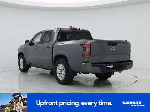 Gray 2024 Nissan Frontier SV