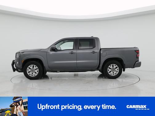 Gray 2024 Nissan Frontier SV