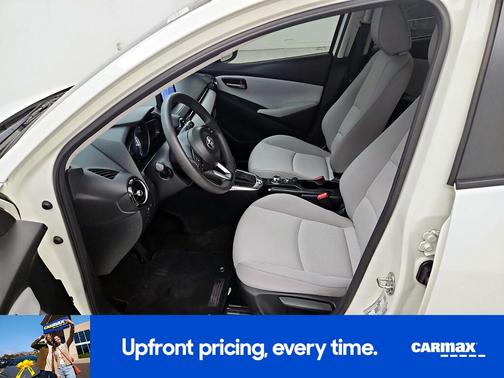 2020 Toyota Yaris LE