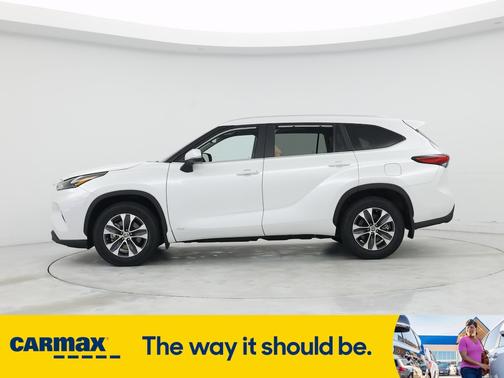 2023 Toyota Highlander Hybrid XLE