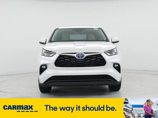 2023 Toyota Highlander Hybrid XLE