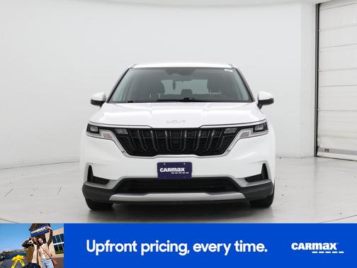 2024 Kia Carnival LX Seat Package