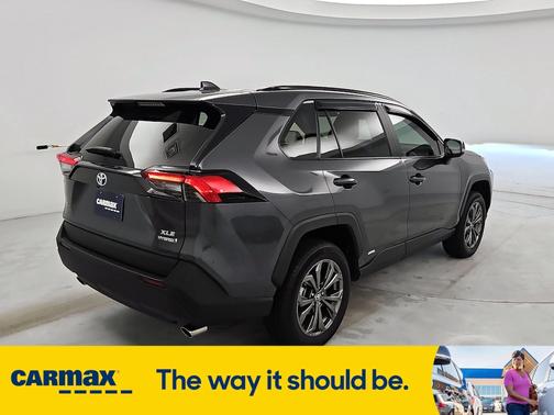 2022 Toyota RAV4 Hybrid XLE Premium