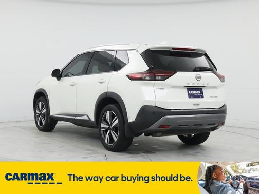 2022 Nissan Rogue SL