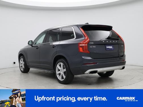 2021 Volvo XC90 T5 Momentum