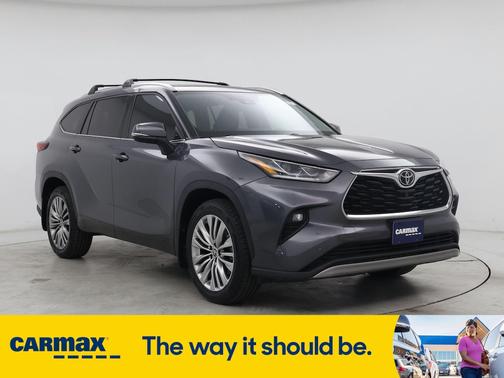 2022 Toyota Highlander Platinum