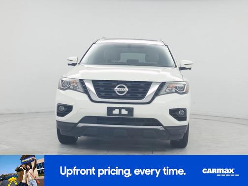 2017 Nissan Pathfinder SL