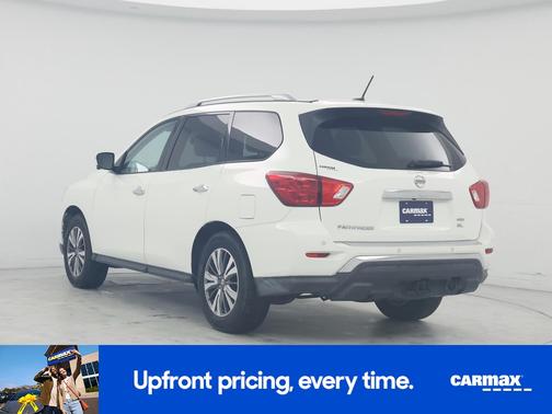 2017 Nissan Pathfinder SL