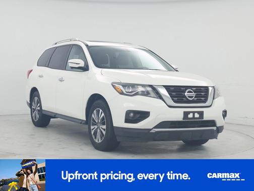 2017 Nissan Pathfinder SL