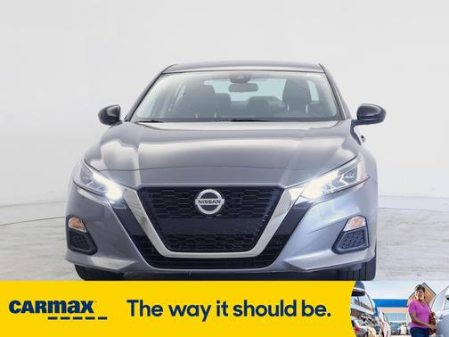 2020 Nissan Altima SR