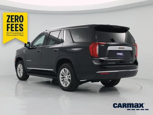Black 2023 GMC Yukon SLT