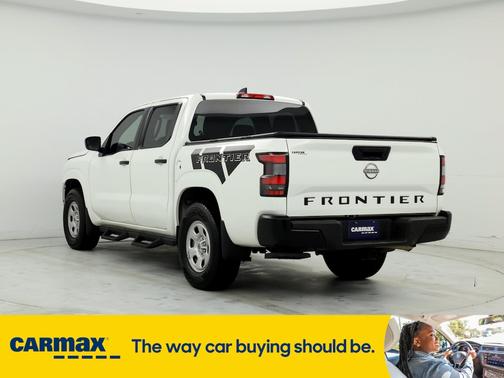 2022 Nissan Frontier S