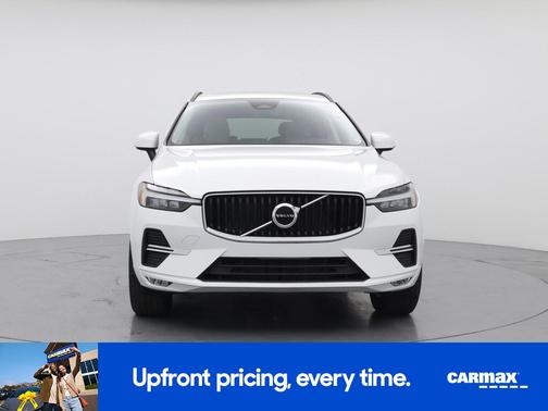 2022 Volvo XC60 B5 Momentum