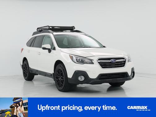 White 2018 Subaru Outback 3.6R Limited