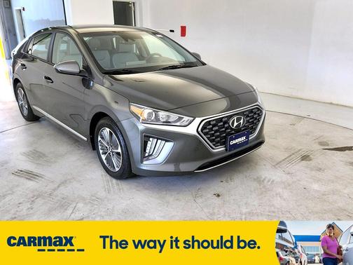 2021 Hyundai IONIQ Plug-In Hybrid SE