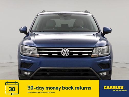 Photo 5 of 26 of 2018 Volkswagen Tiguan 2.0T SE