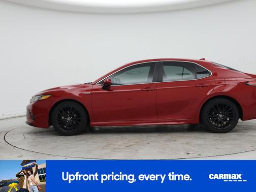 2019 Toyota Camry Hybrid SE