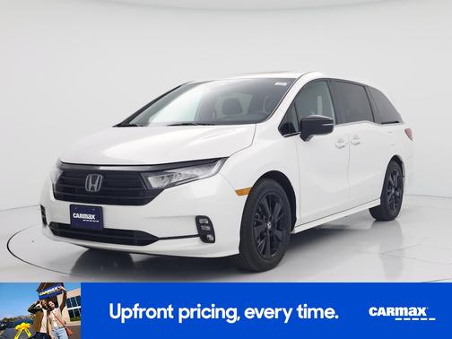 White 2023 Honda Odyssey Sport