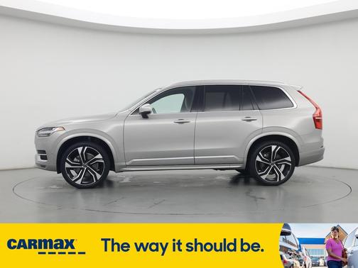 2024 Volvo XC90 B6 Ultimate Bright Theme