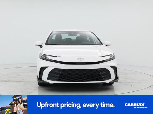White 2025 Toyota Camry SE
