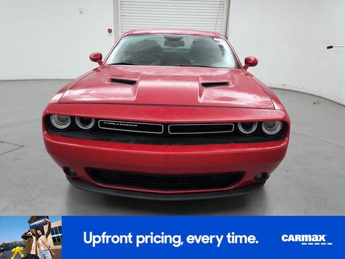 2016 Dodge Challenger SXT Plus