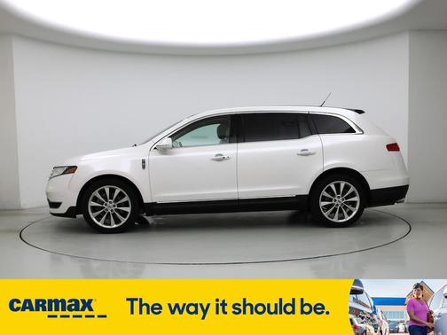2019 Lincoln MKT Reserve