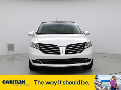 2019 Lincoln MKT Reserve