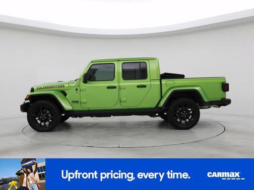 2025 Jeep Gladiator Nighthawk