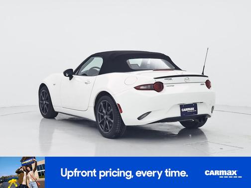 White 2016 Mazda MX-5 Miata Club