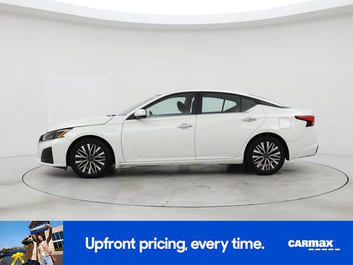 2023 Nissan Altima SV