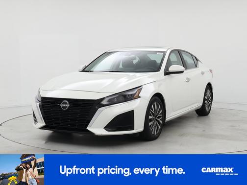 2023 Nissan Altima SV