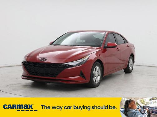 2022 Hyundai ELANTRA SE