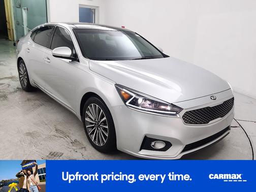 2017 Kia Cadenza Premium