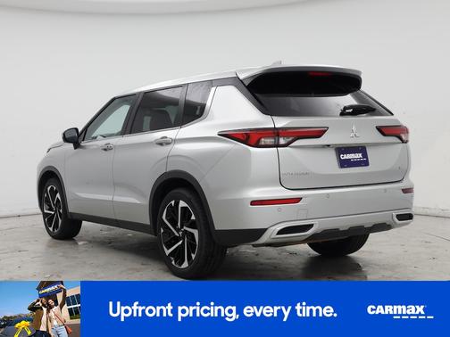 2022 Mitsubishi Outlander SE