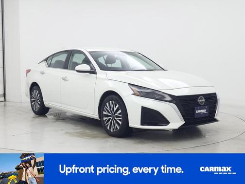 2023 Nissan Altima SV