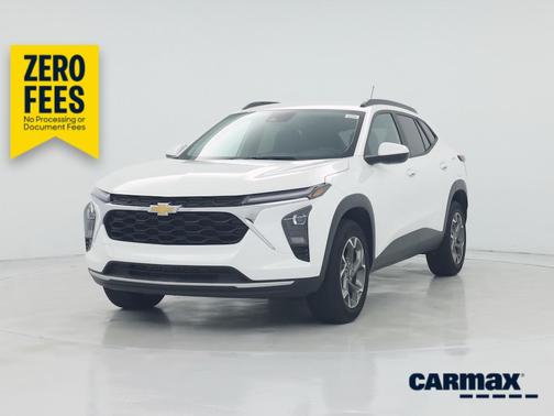 White 2024 Chevrolet Trax LT