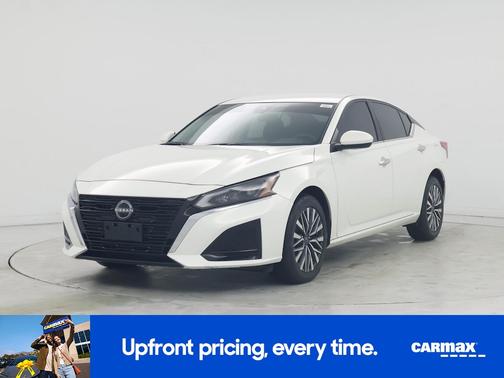 2023 Nissan Altima SV