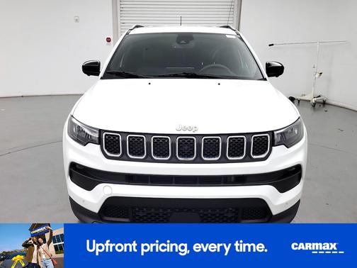 2023 Jeep Compass Latitude Lux