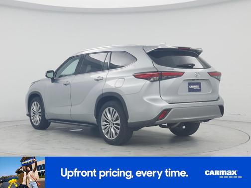2023 Toyota Highlander Platinum