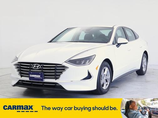 2022 Hyundai SONATA SE