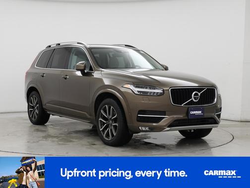 2016 Volvo XC90 T6 Momentum