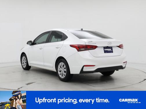 2022 Hyundai Accent SE