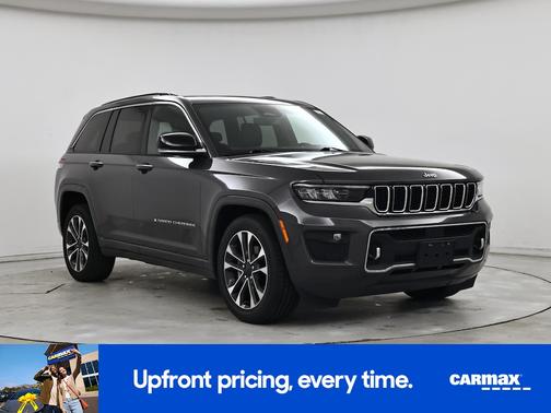 Gray 2022 Jeep Grand Cherokee Overland