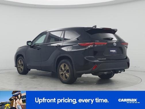 2023 Toyota Highlander Hybrid Bronze Edition