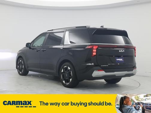 2025 Kia Carnival EX