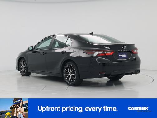 Black 2022 Toyota Camry SE